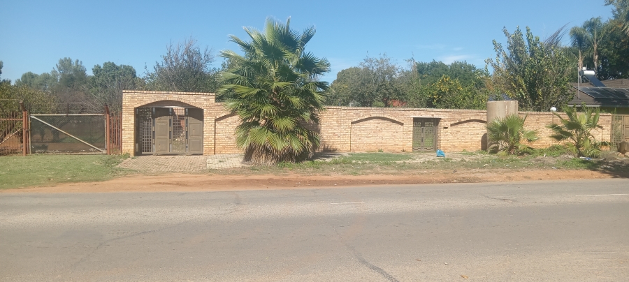 0 Bedroom Property for Sale in Stilfontein Ext 3 North West